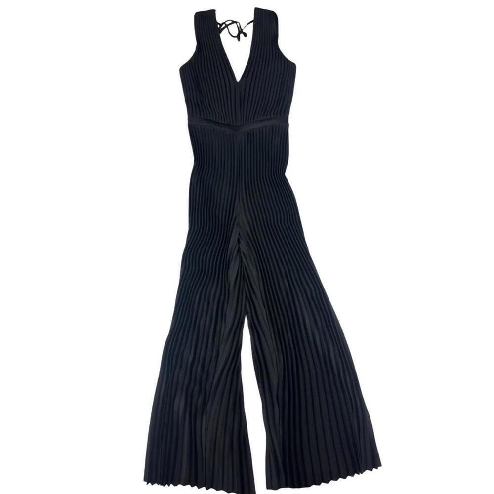 Aritzia Babaton Mutual Satin Pleated Jumpsuit Black Size US 2